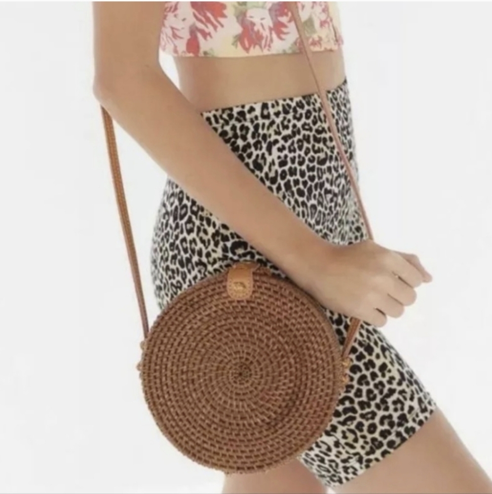 Round Crossbody Woven Rattan Purse Adjustable Strap Beachy Boho Coastal Chic
